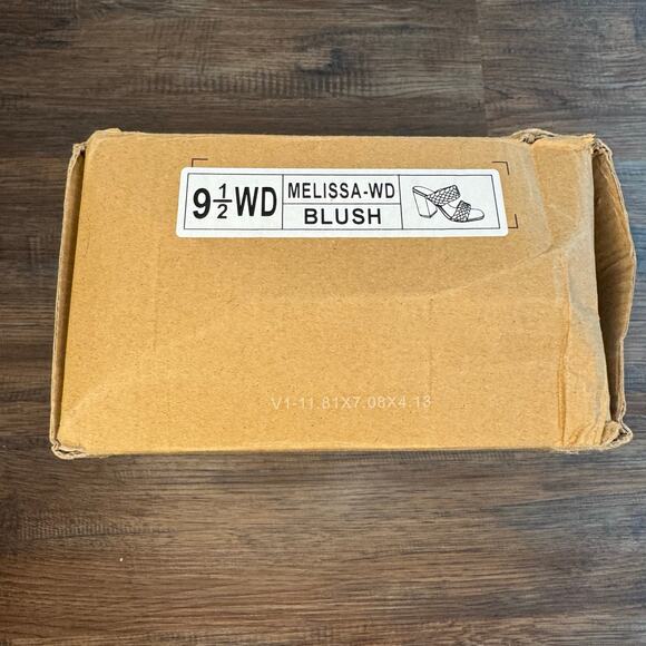 Journee Collection Melissa blush pink size 9.5 WD woven mule sandals block heel - Picture 10 of 10